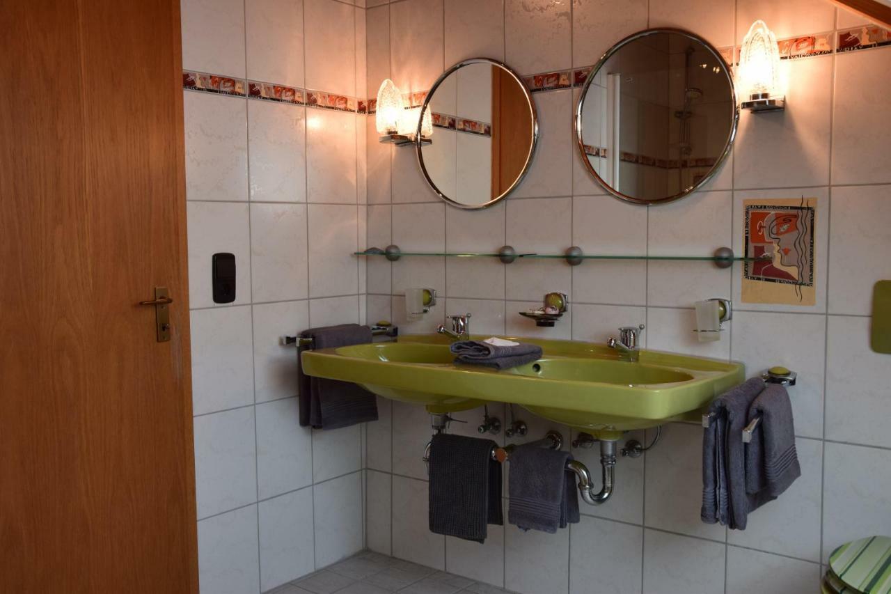 Homestay Cozy Room Markdorf Esterno foto